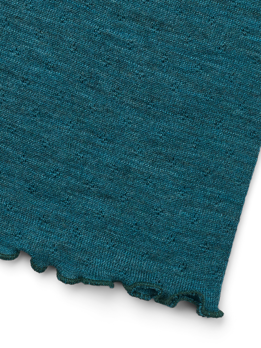 Top eyelet merino