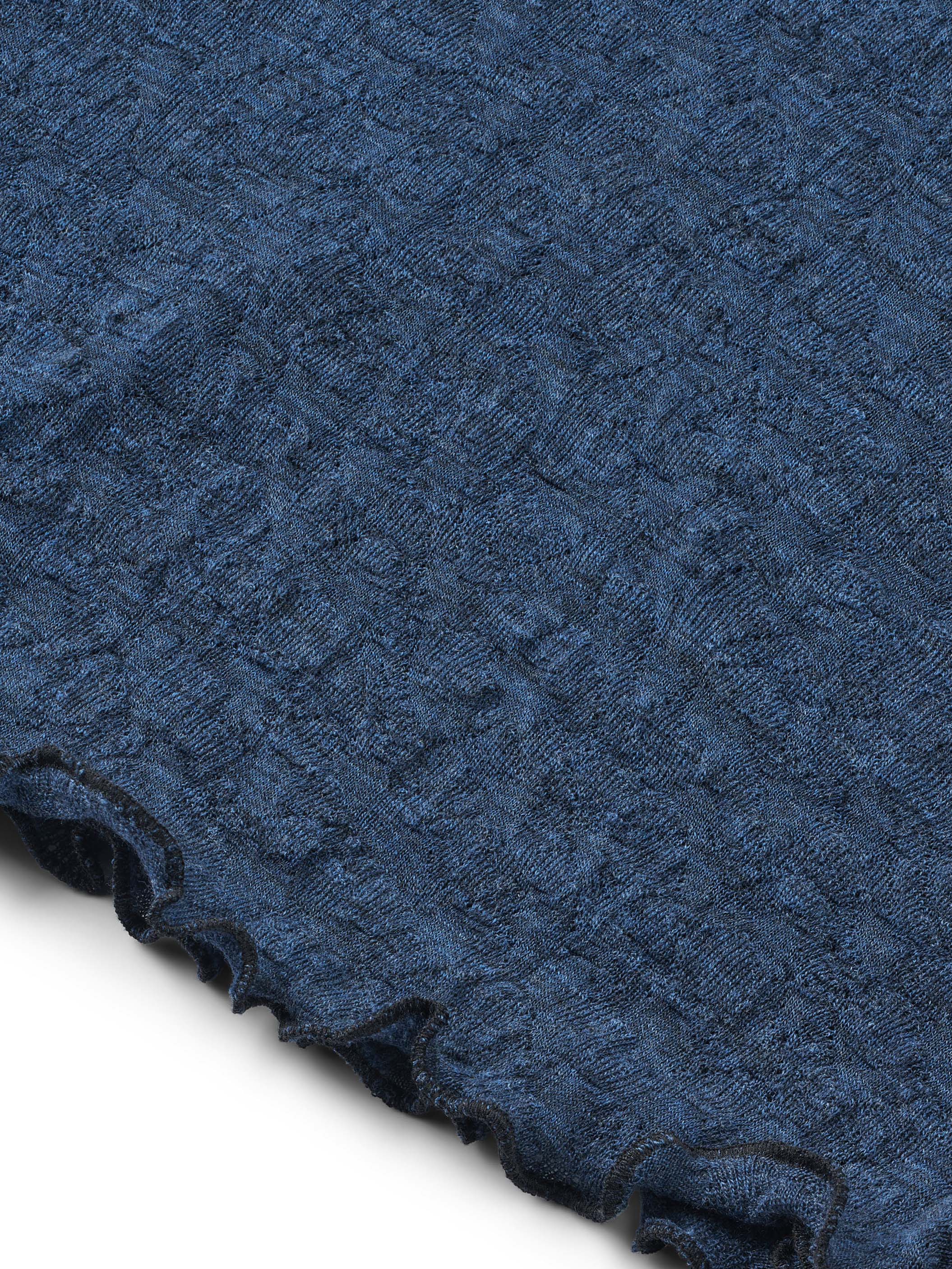 Shawl jacquard merino