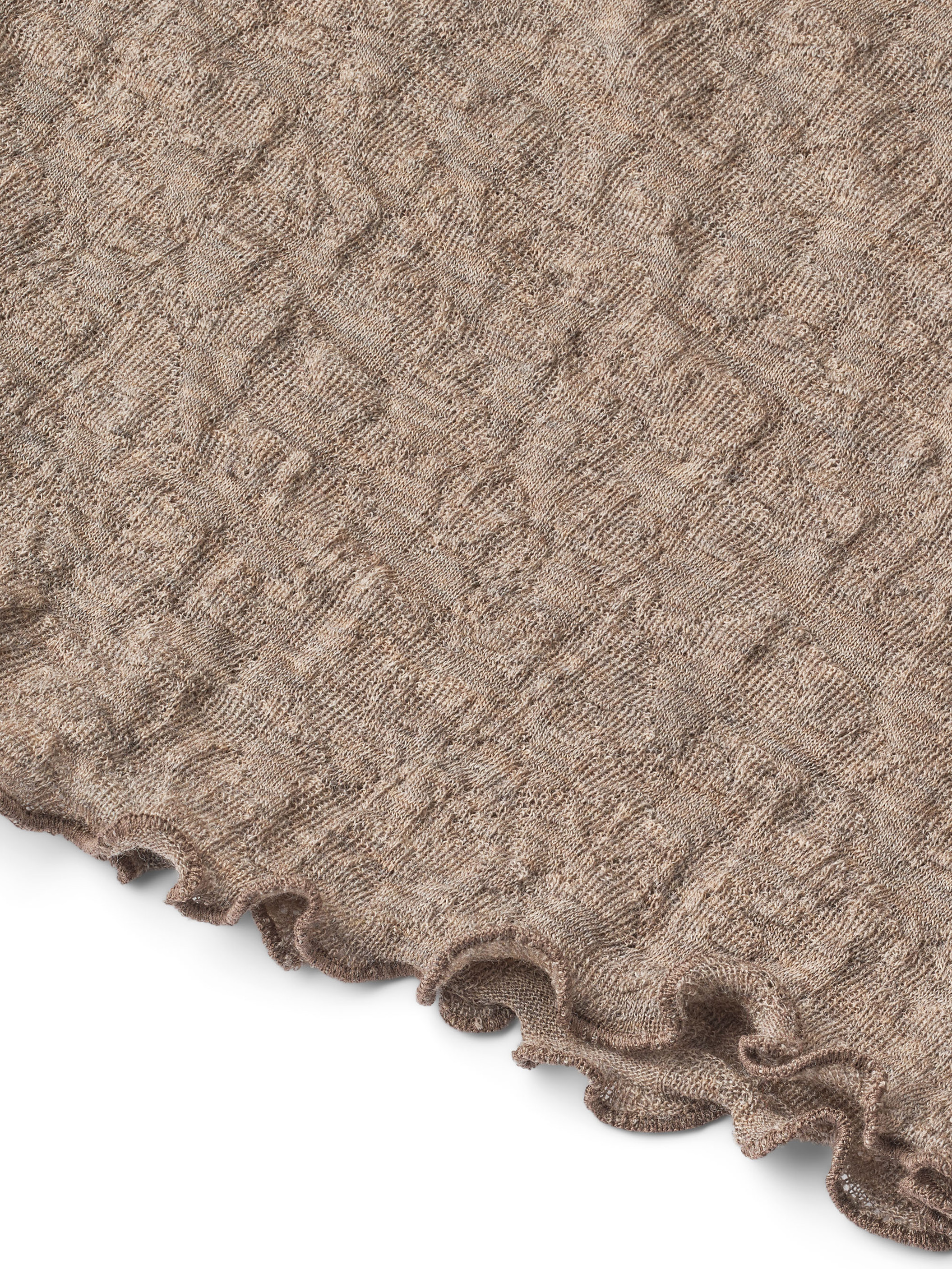 Shawl jacquard merino